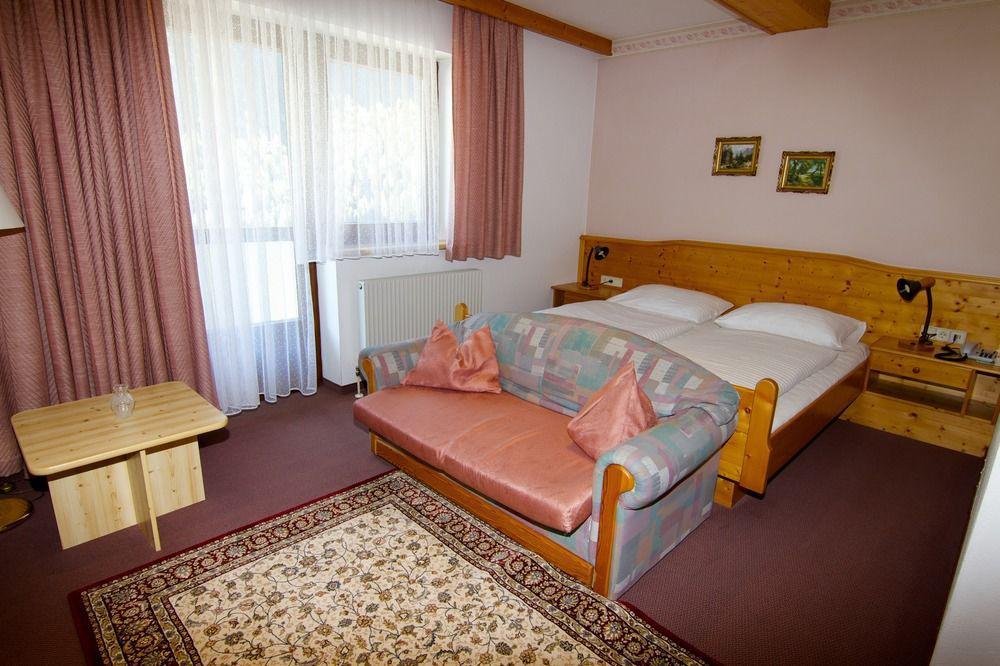 Hotel Rupertihaus Heiligenblut Buitenkant foto